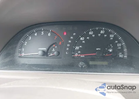 2004 Toyota Camry Le z USA, uszkodzony, nr VIN 4T1BE32KX4U854689